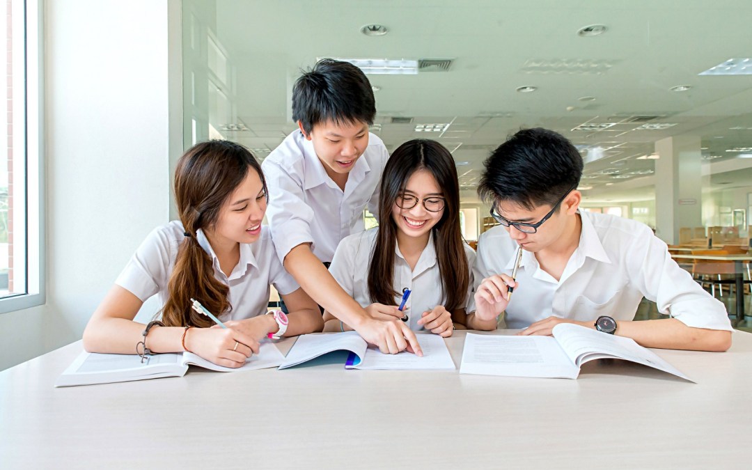 Đồng hồ Thể thao